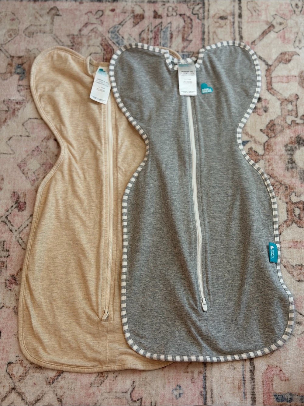 2 Love to Dream Swaddles